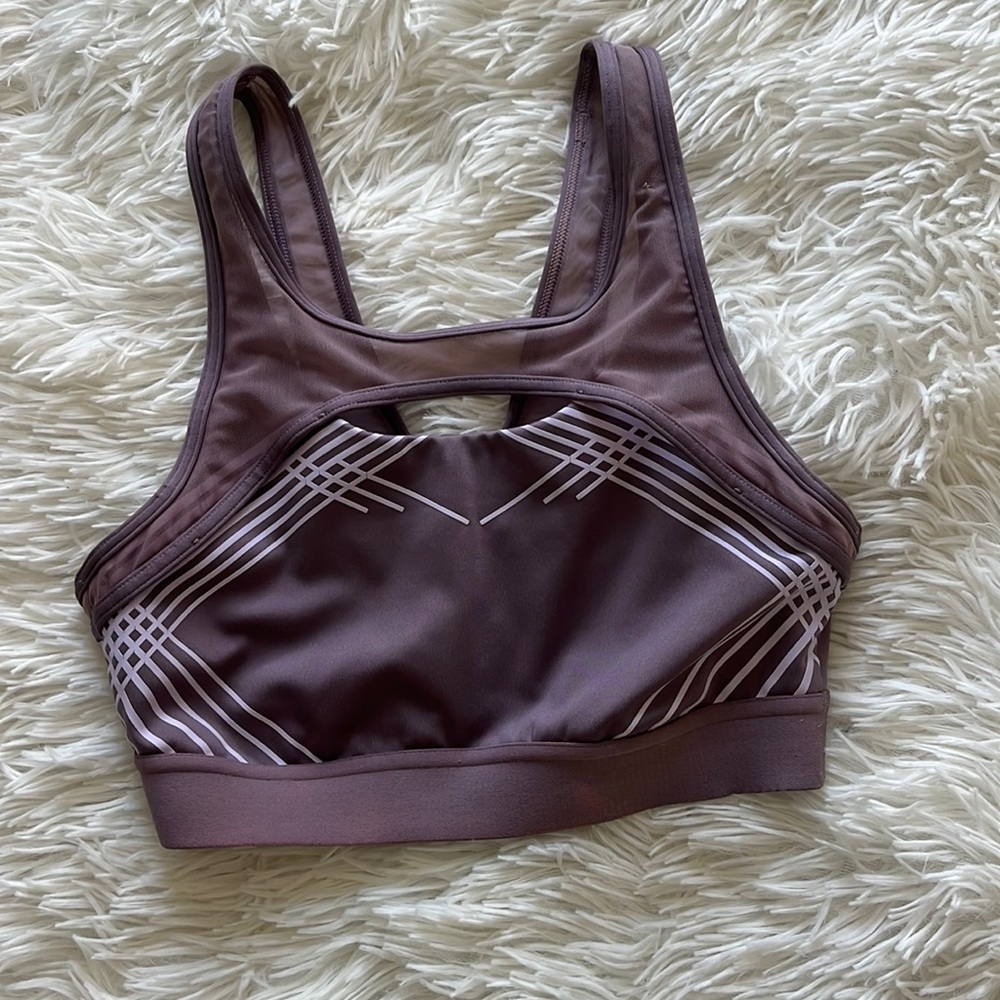 Sports bra